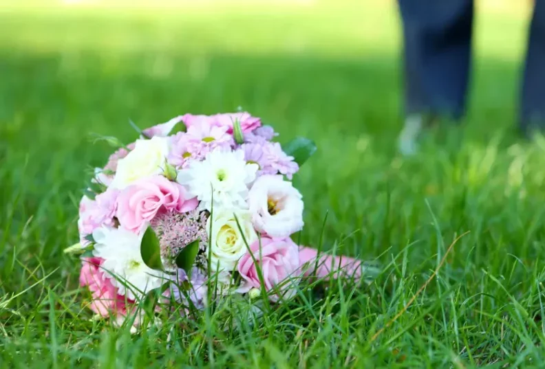 flower burial - Hong En Life